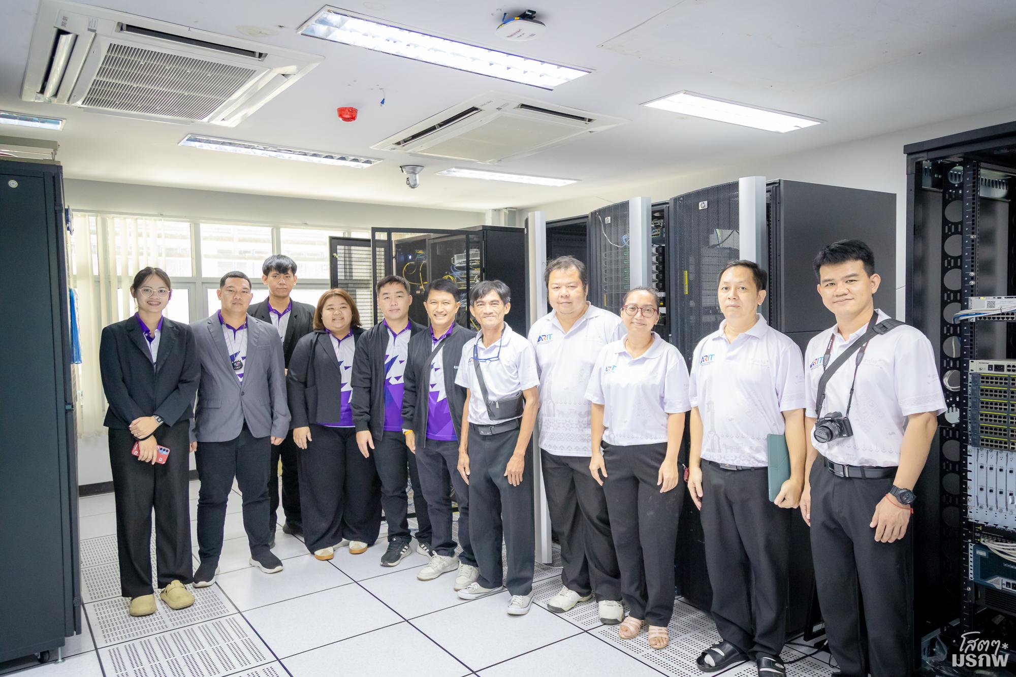 11. สำนักวิทยบริการและทคโนโลยีสารสนเทศ ศึกษาดูงานสำนักวิทยบริการและเทคโนโลยีสารสนเทศ มหาวิทยาลัยราชภัฏลำปาง