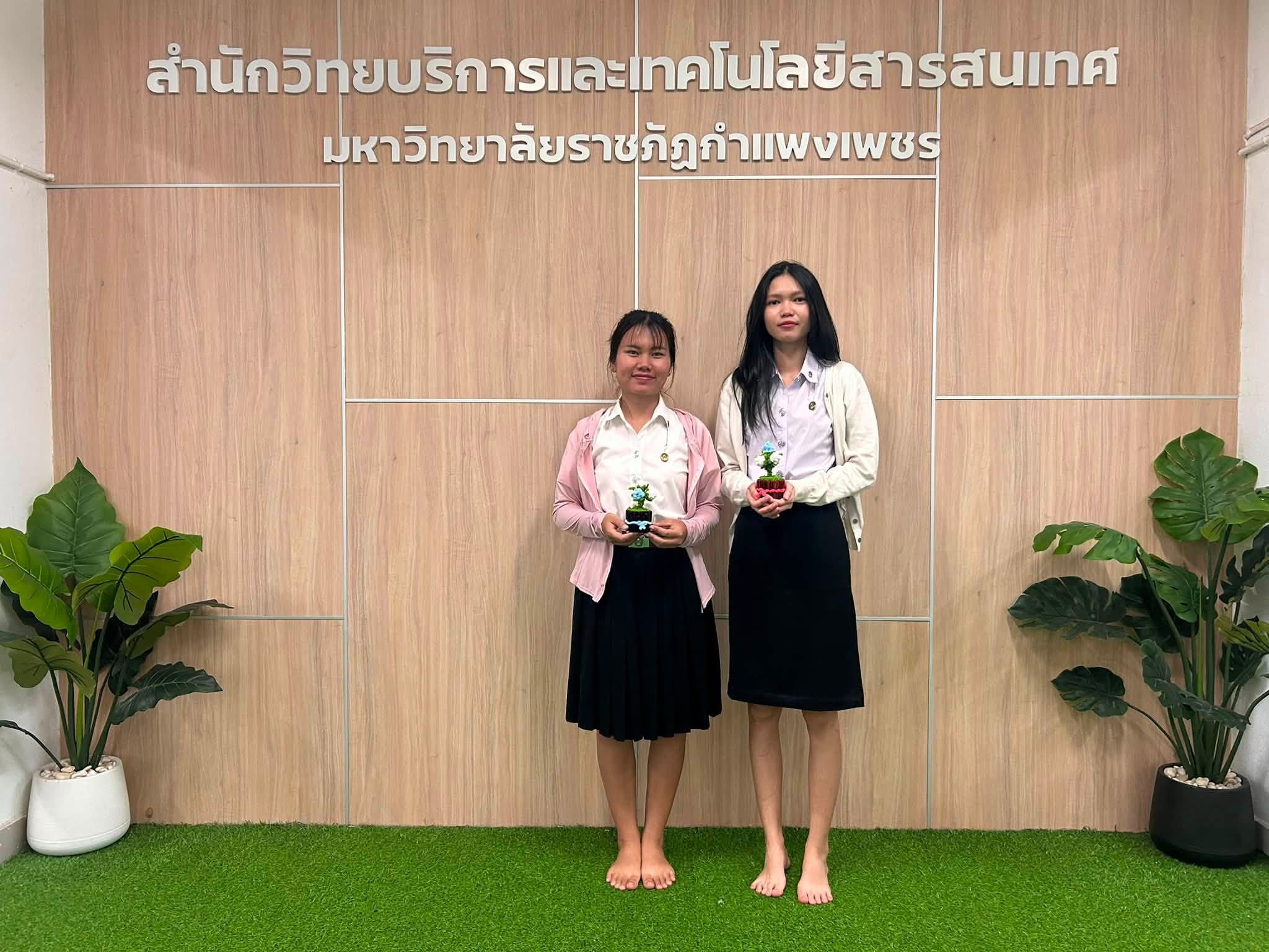 3. ภาพกิจกรรมประดิษฐ์ดอกมะลิเพื่อแม่ ระหว่างวันที่ 10-11 สิงหาคม 2569