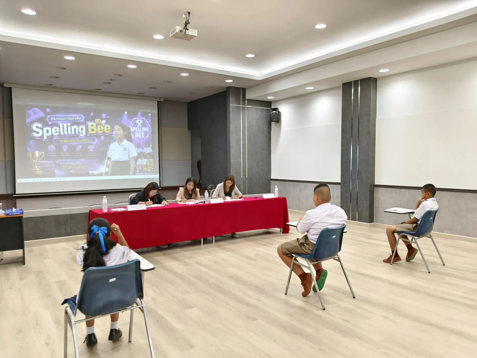 25. ภาพบรรยากาศ นิทรรศการวิชาการ สำนักวิทยบริการและเทคโนโลยีสารสนเทศ ประจำปี 2569
