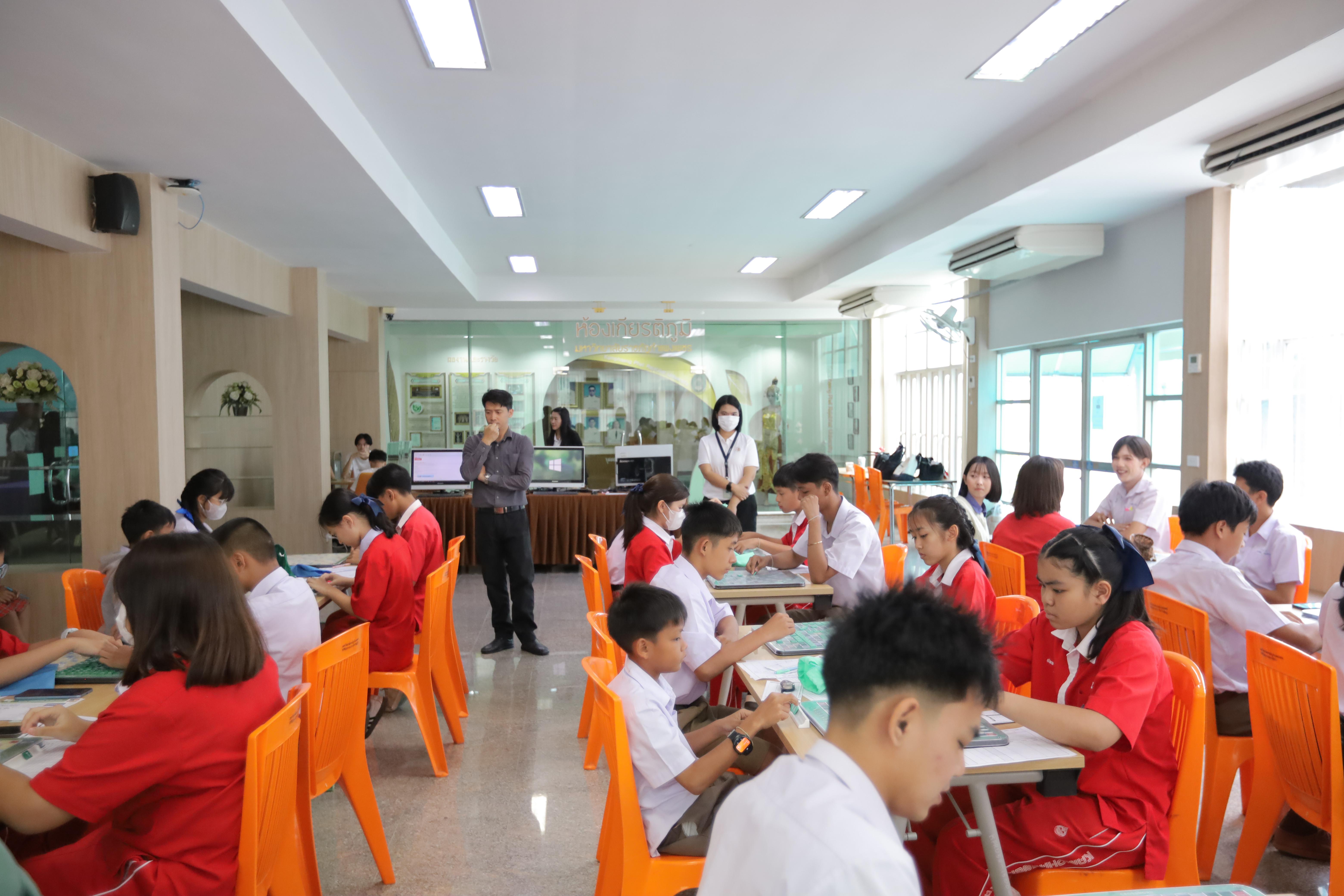 165. นิทรรศการวิชาการ สำนักวิทยบริการและเทคโนโลยีสารสนเทศ ประจำปี 2569