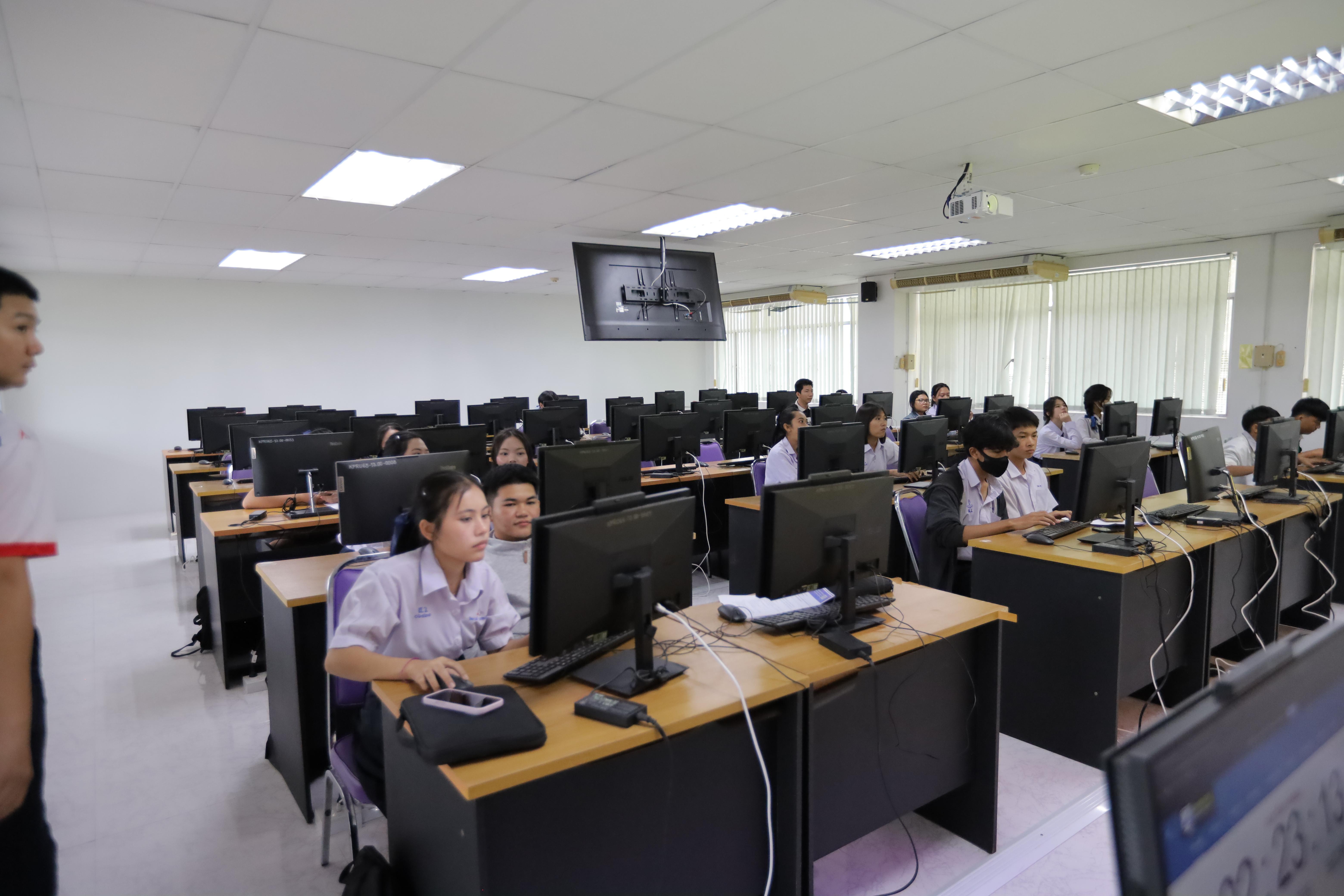 186. นิทรรศการวิชาการ สำนักวิทยบริการและเทคโนโลยีสารสนเทศ ประจำปี 2569