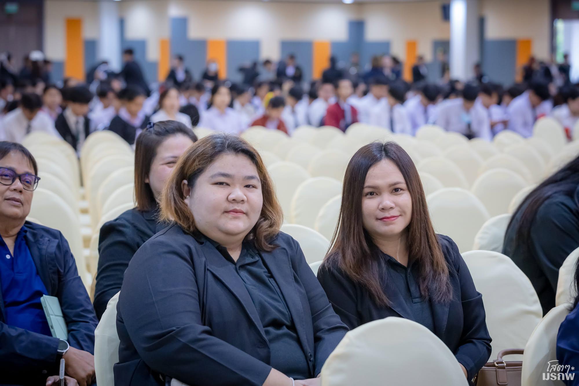 33. ศ.ดร.ยศชนัน วงศ์สวัสดิ์ รองนายกรัฐมนตรี และรัฐมนตรีว่าการกระทรวงการอุดมศึกษา วิทยาศาสตร์ วิจัยและนวัตกรรม (อว.) ลงพื้นที่ปฏิบัติราชการ ณ มหาวิทยาลัยราชภัฏกำแพงเพชร