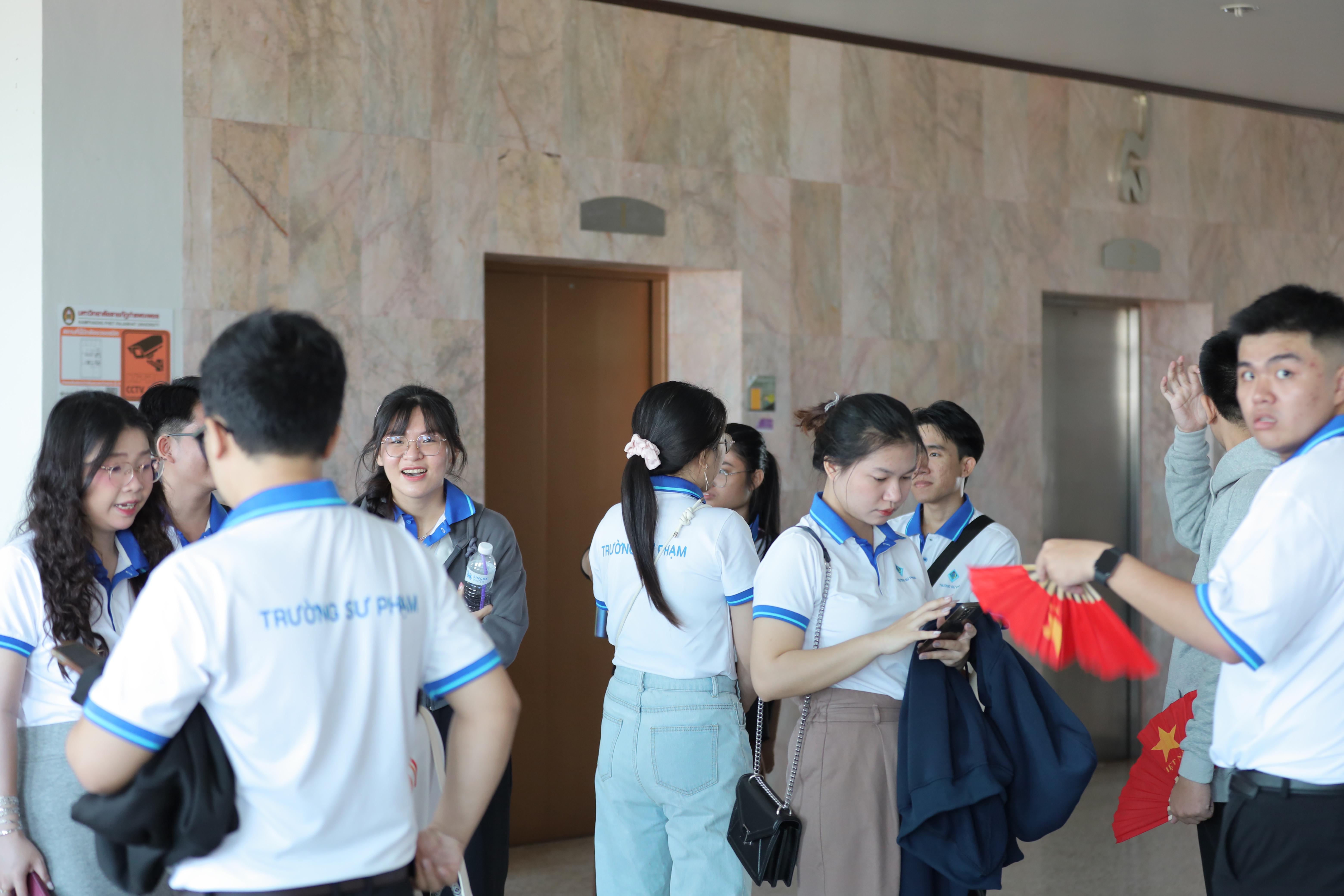 2. โครงการแลกเปลี่ยนวิชาการและวัฒนธรรมไทย-เวียดนาม