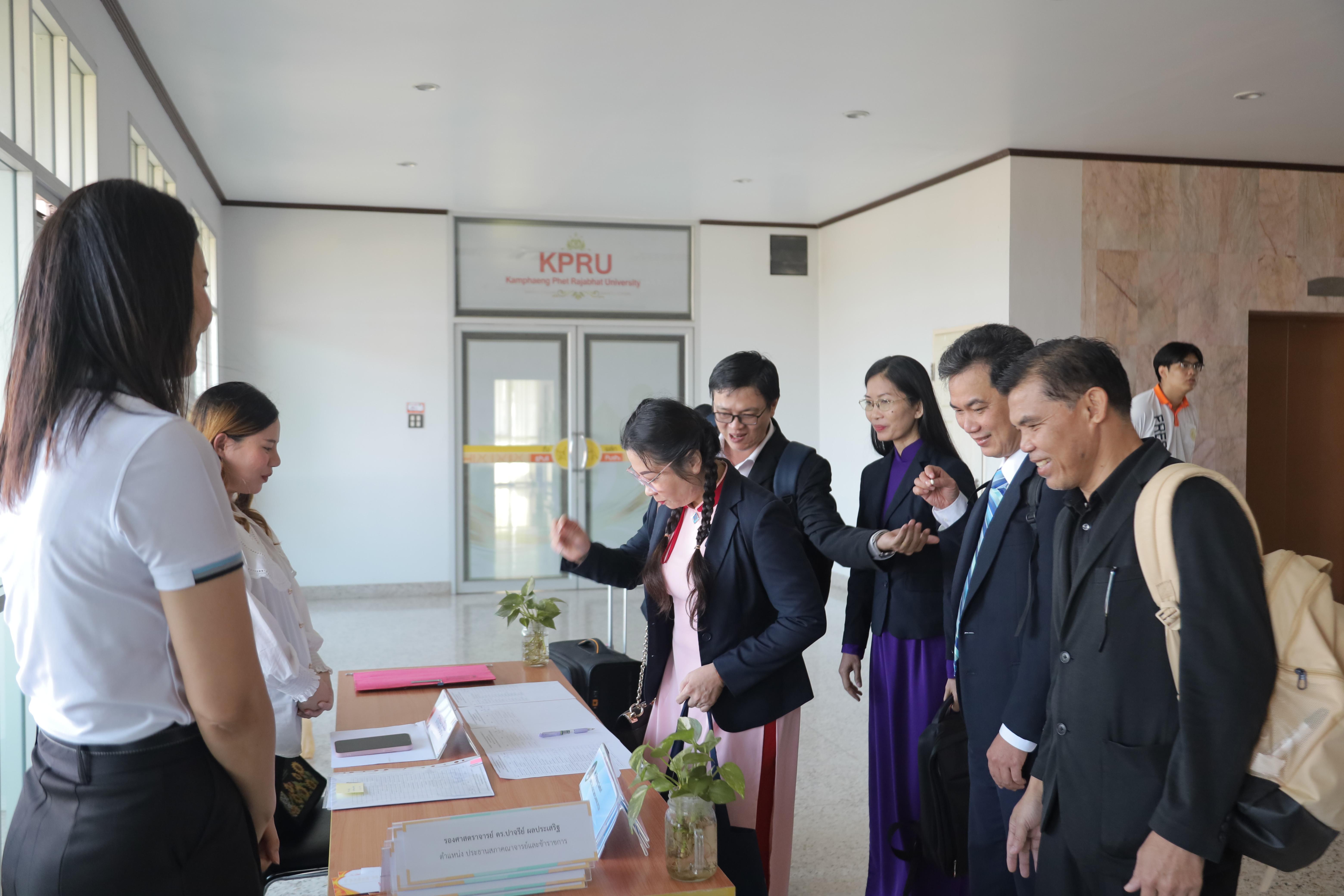 10. โครงการแลกเปลี่ยนทางวิชาการ ภาษาและวัฒนธรรม ระหว่างมหาวิทยาลัยราชภัฏกำแพงเพชร และมหาวิทยาลัยเค่อนเทอ