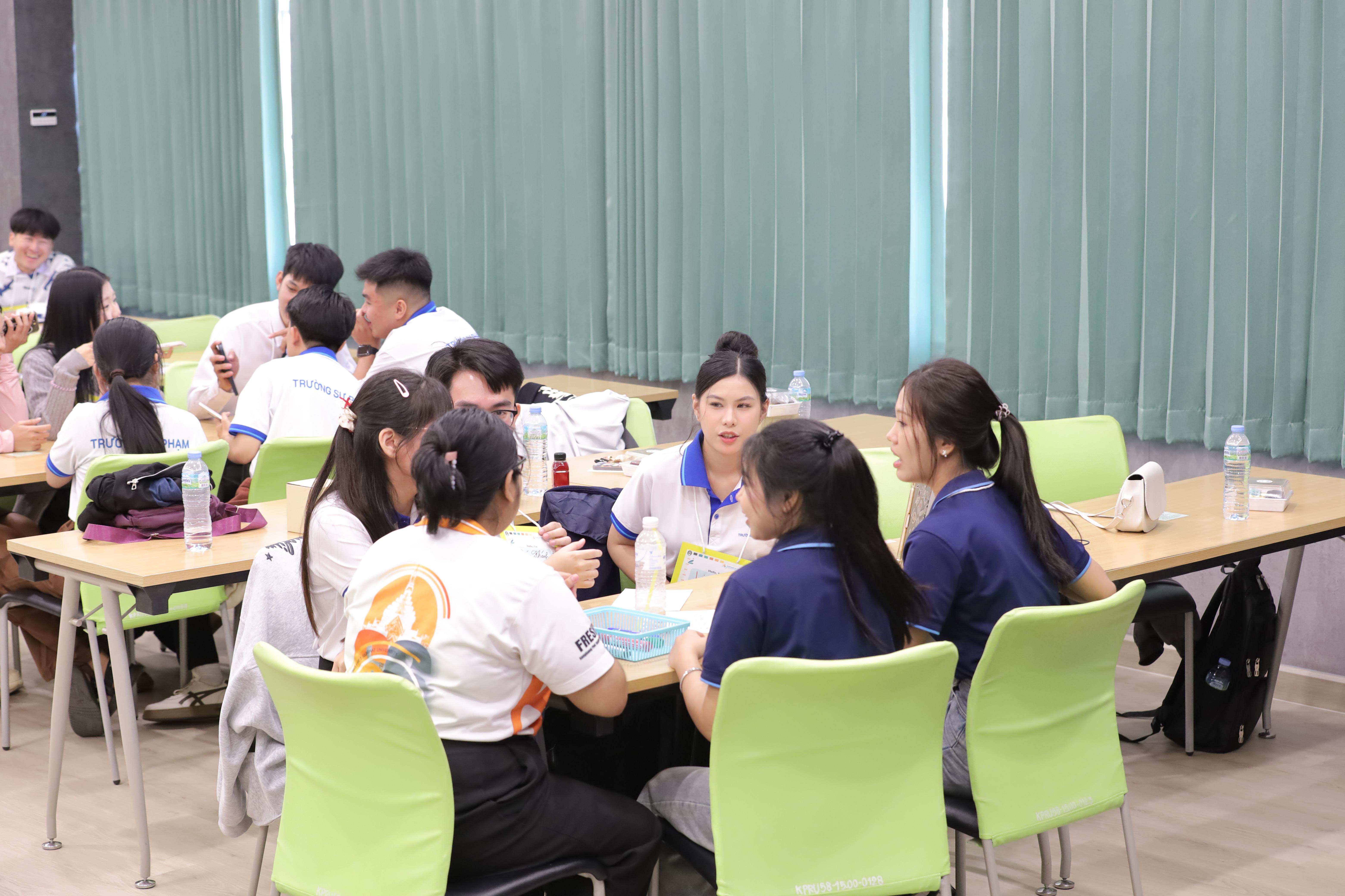 28. โครงการแลกเปลี่ยนทางวิชาการ ภาษาและวัฒนธรรม ระหว่างมหาวิทยาลัยราชภัฏกำแพงเพชร และมหาวิทยาลัยเค่อนเทอ