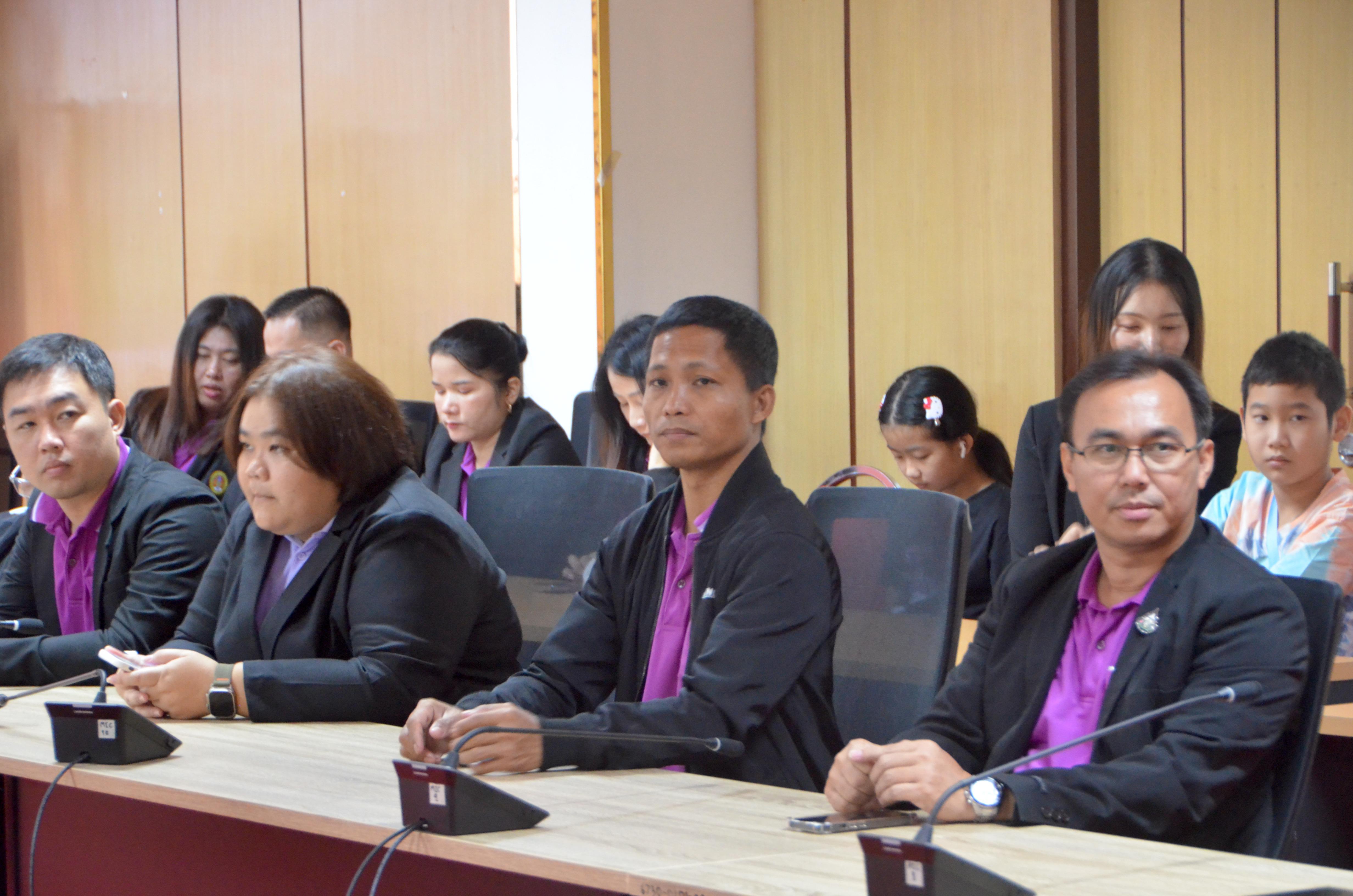 4. ศึกษาดูงาน สำนักวิทยบริการฯ มรภ.กาญจนบุรี