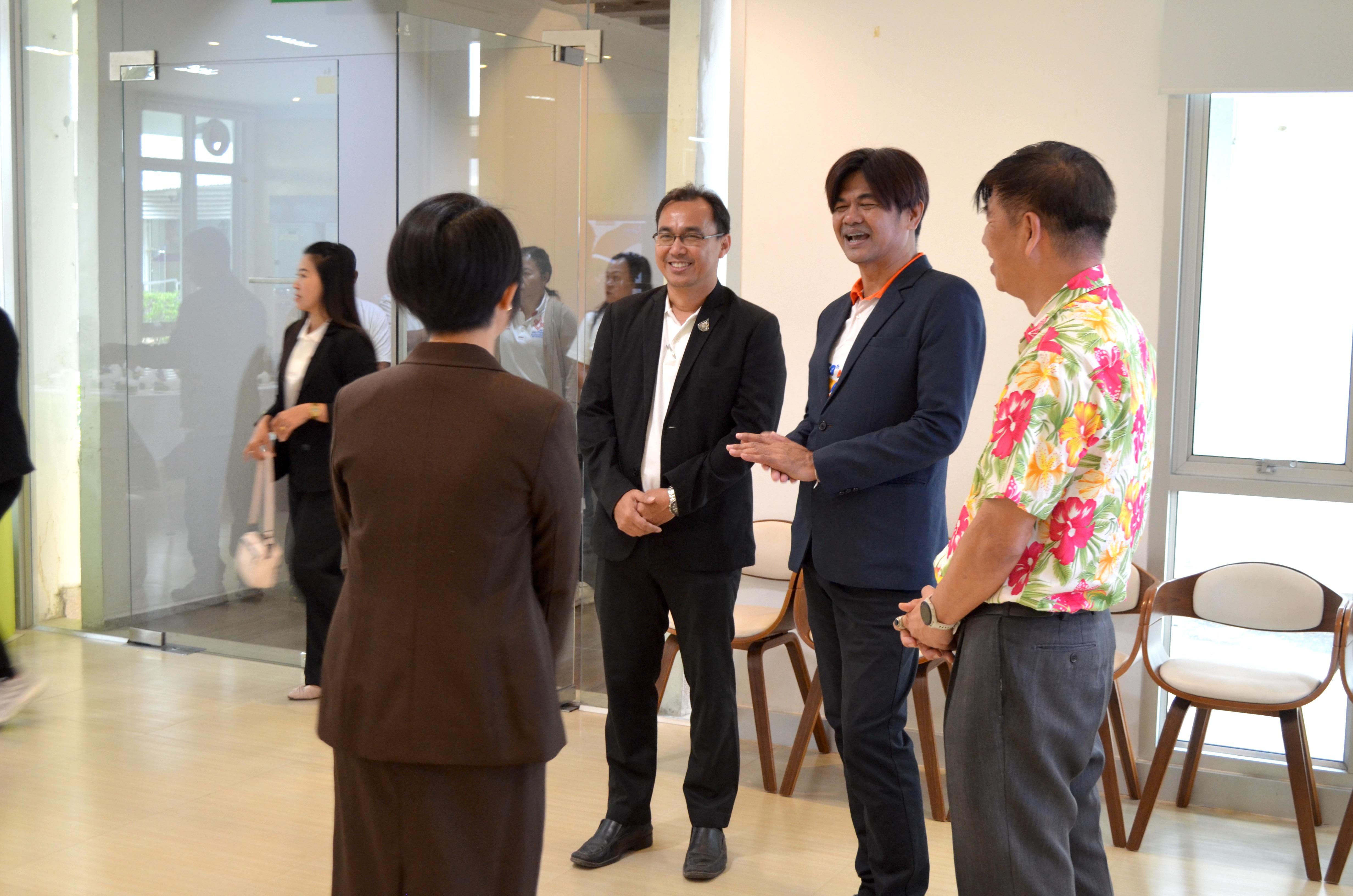 3. ศึกษาดูงาน สำนักวิทยบริการฯ มรภ.เพชรบุรี