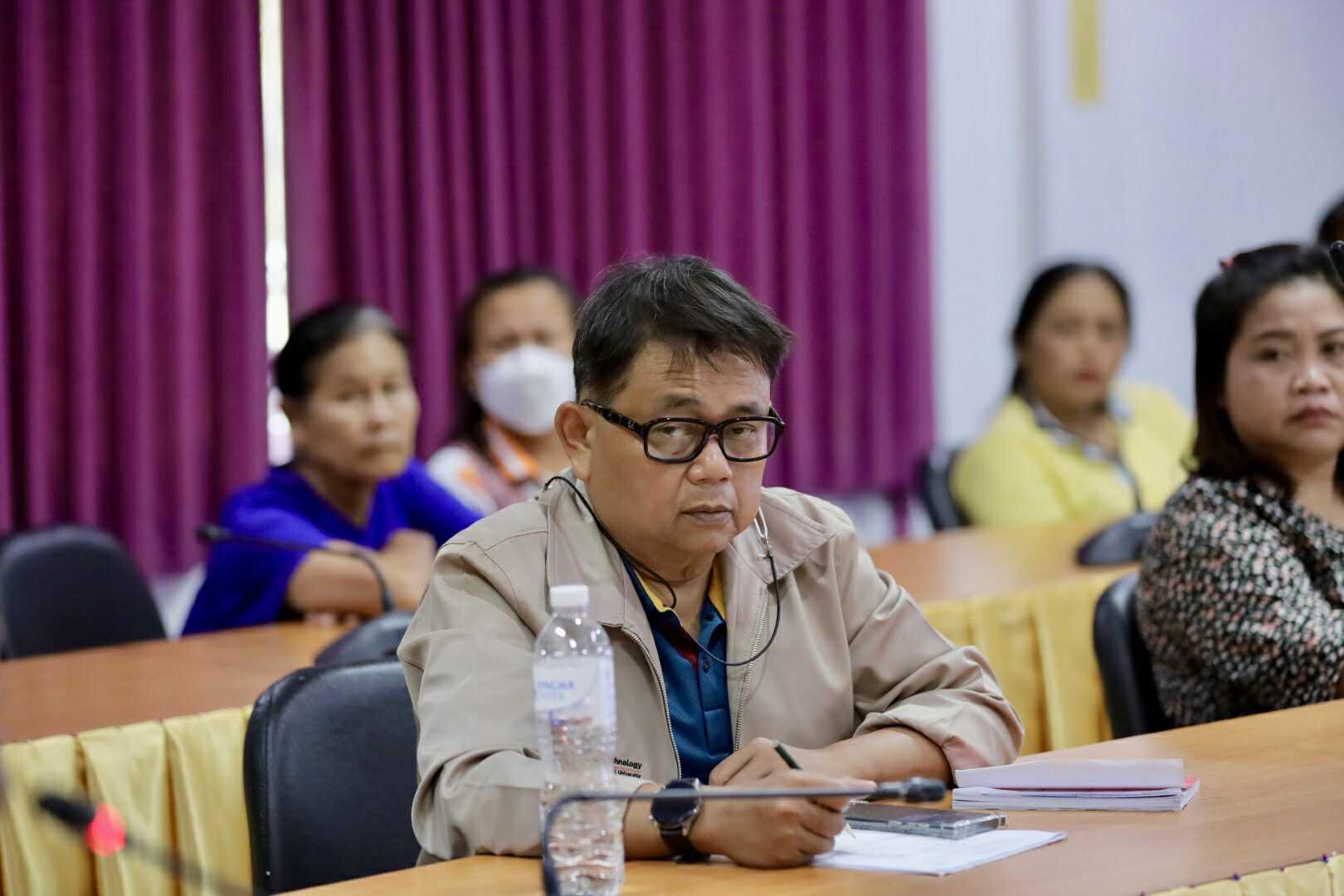 4. เตรียมความพร้อมจัดงานนิทรรศการวิชาการ