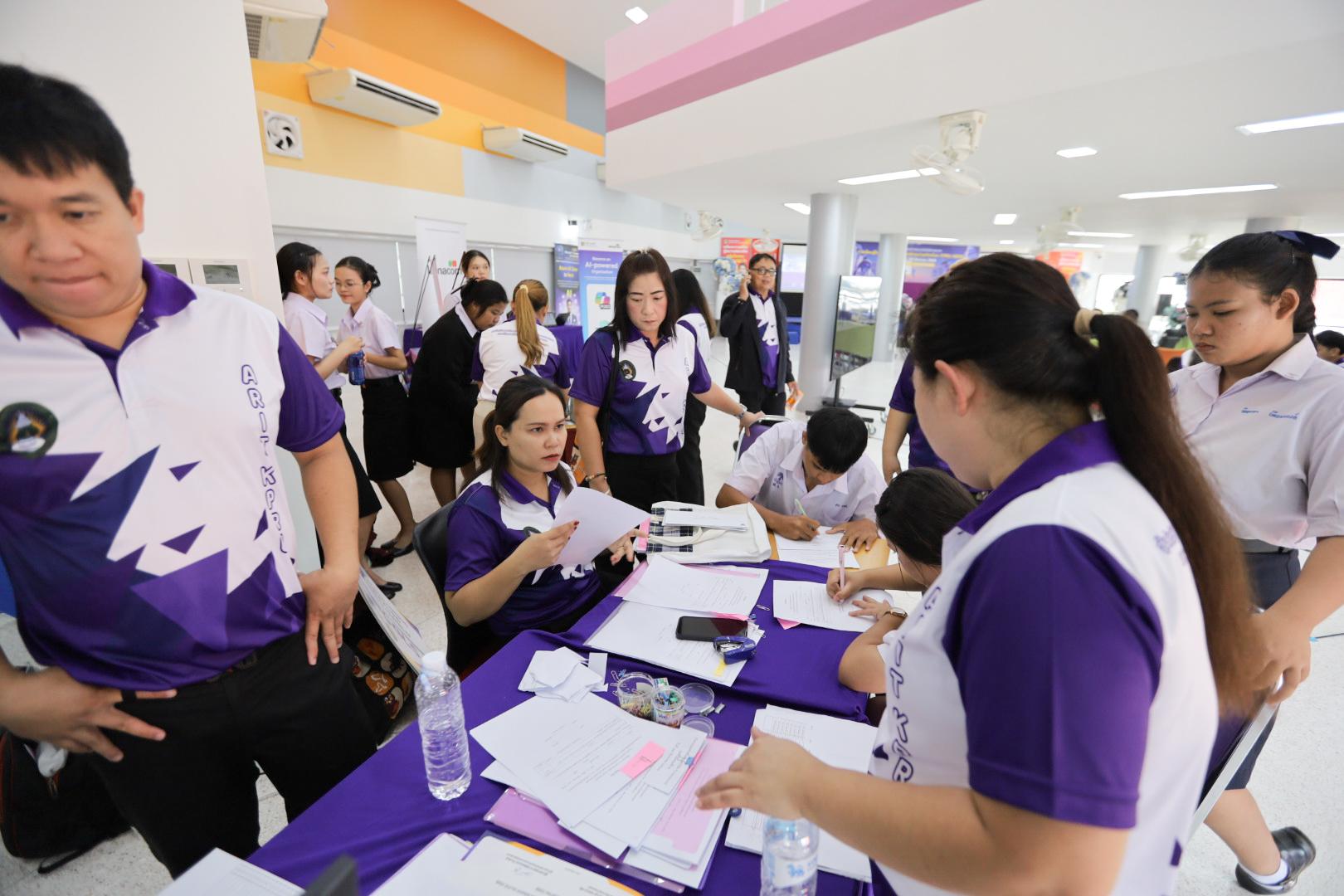 9. นิทรรศการวิชาการ สำนักวิทยบริการและเทคโนโลยีสารสนเทศ มหาวิทยาลัยราชภัฏกำแพงเพชร ภายใต้หัวข้อ “การเรียนรู้ไม่หยุดยั้งกับระบบคลังหน่วยกิตด้วย KPRU MOOC” ประจำปี 2568