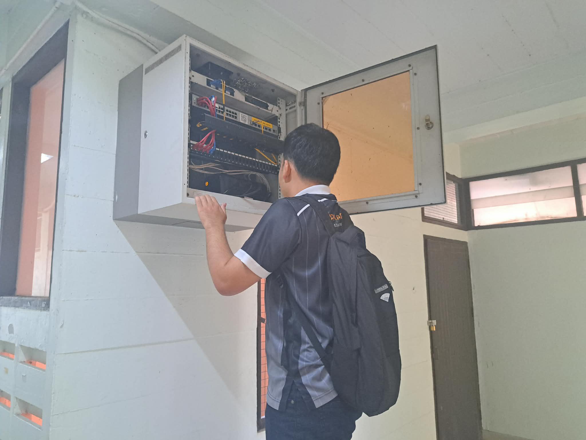 1. ออกทำงาน